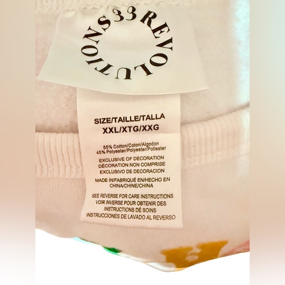 33 Revolutions XXL Stay Happy Crew Neck Sweatshirt NWOT - Picture 4 of 4